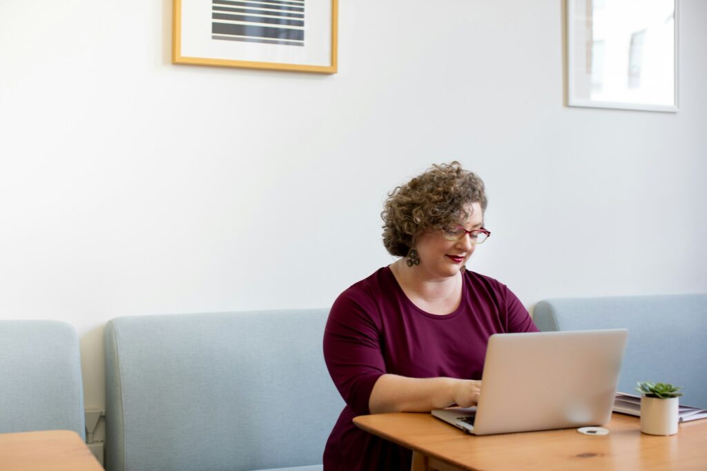How to Write a Skills-Based Job Description (Templates + Hiring Toolkit)